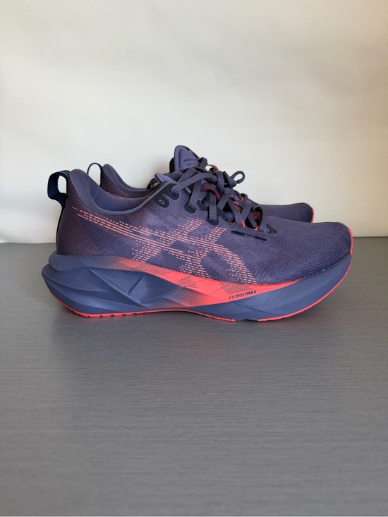 Asics Shoes - Asics Novablast 5 Running Shoes with Coral Highlights